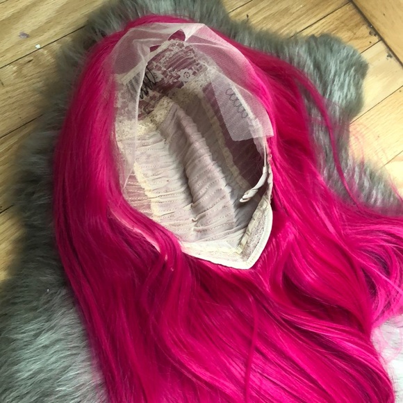 💫24” HAWT PINK STRAIGHT LACE FRONT WIG💫 *NWT* - Picture 5 of 5